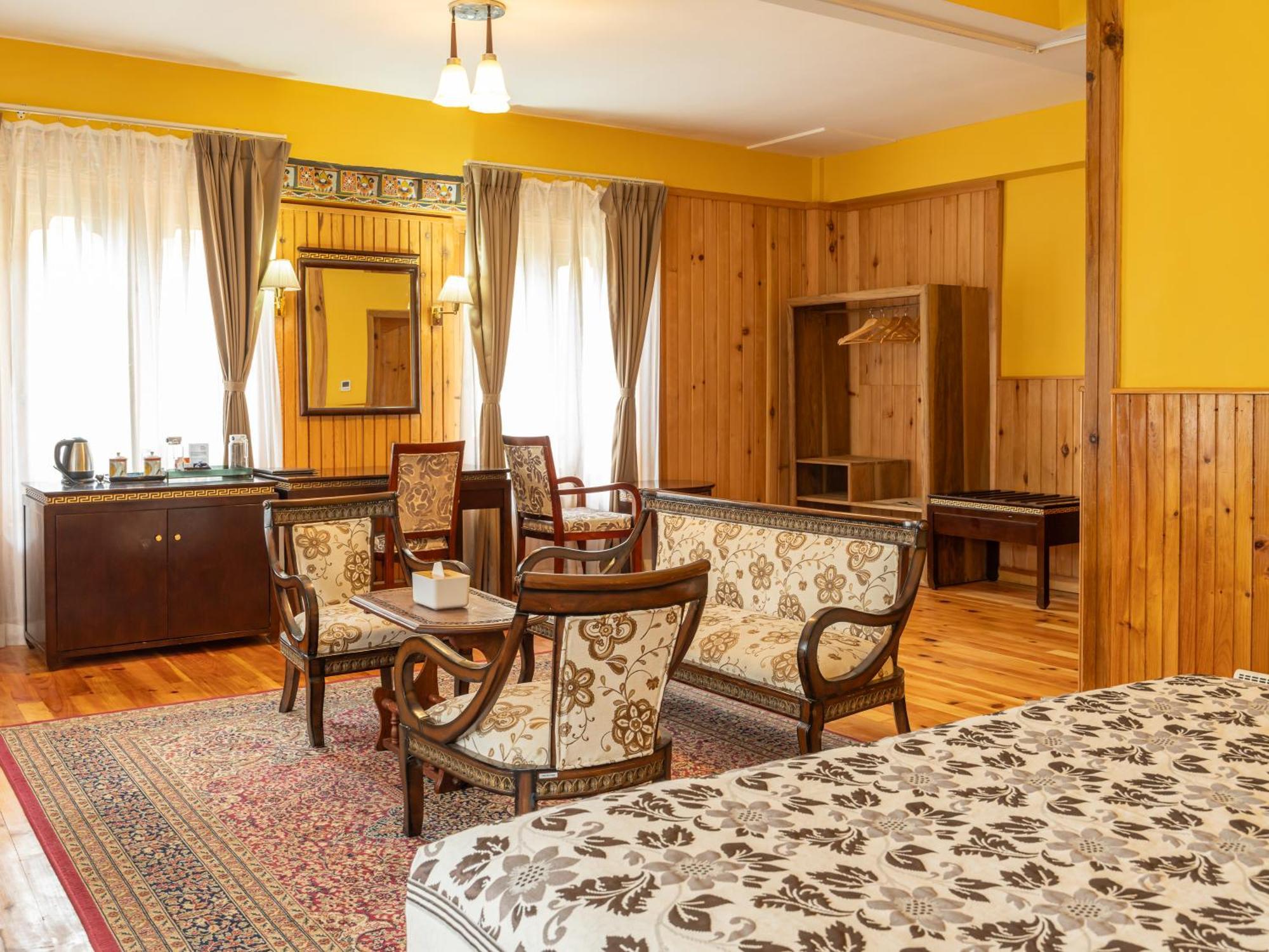 Tiger'S Nest Resort - Best Resort In Paro Buitenkant foto