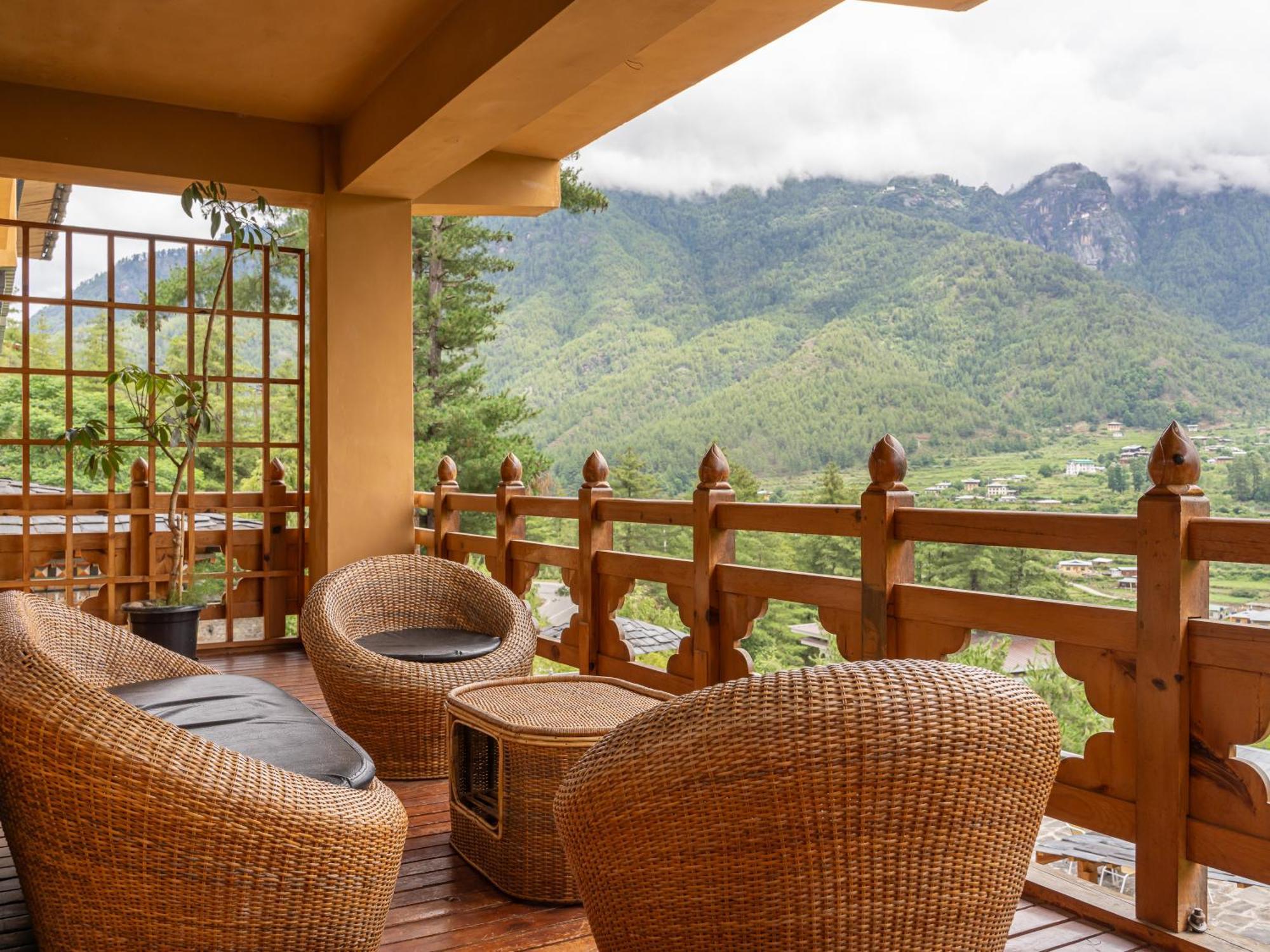 Tiger'S Nest Resort - Best Resort In Paro Buitenkant foto