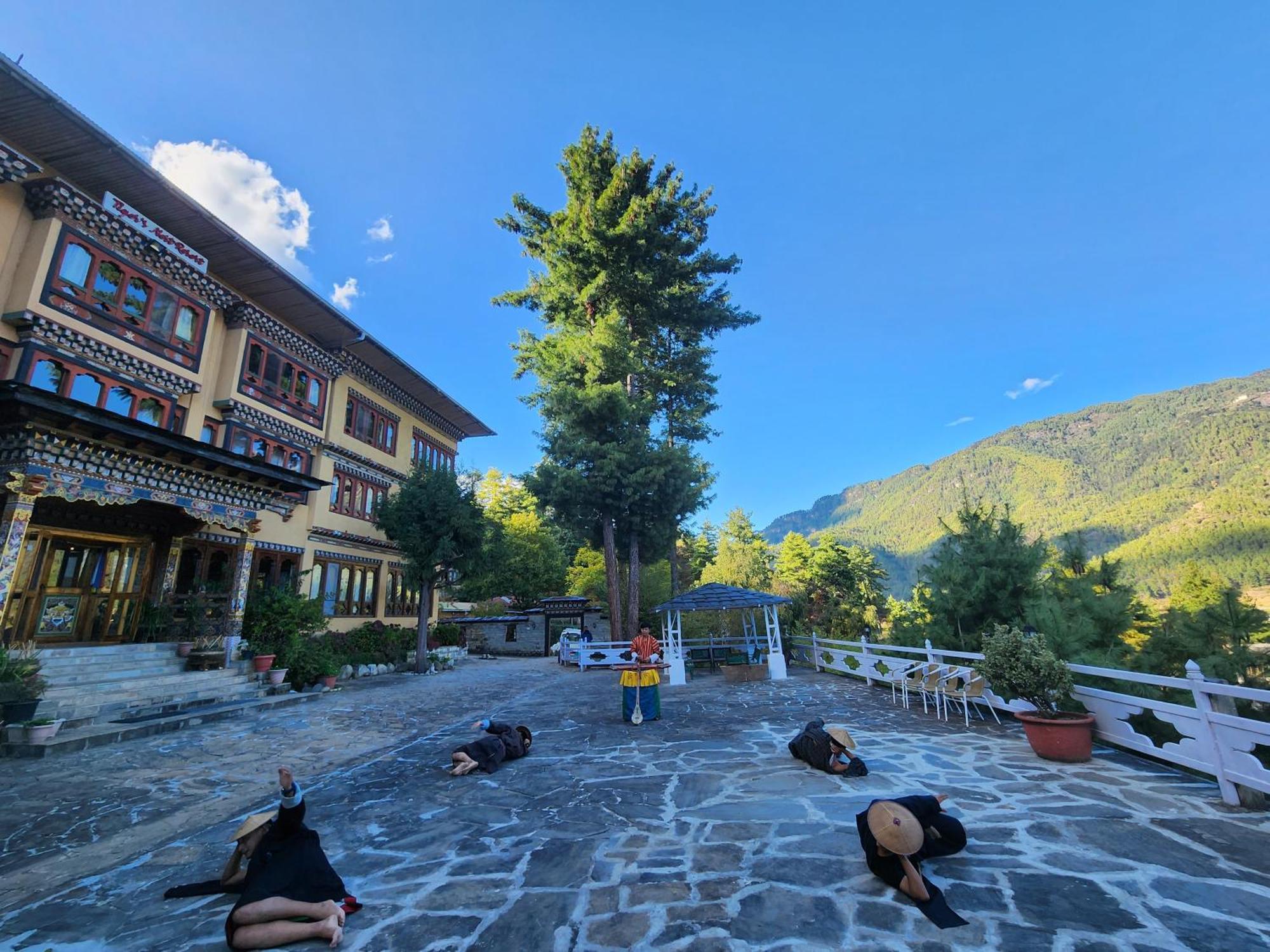 Tiger'S Nest Resort - Best Resort In Paro Buitenkant foto